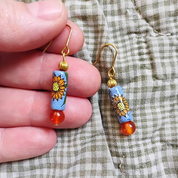 Dainty Handmade Floral Carnelian Earrings - Picture 3 of 5